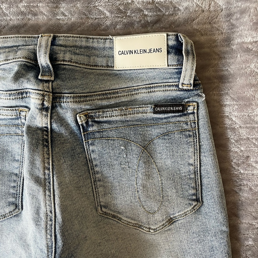 NWOT Calvin Klein skinny jeans